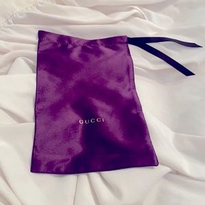 New unused purple GUCCI sunglass silk pouch!
